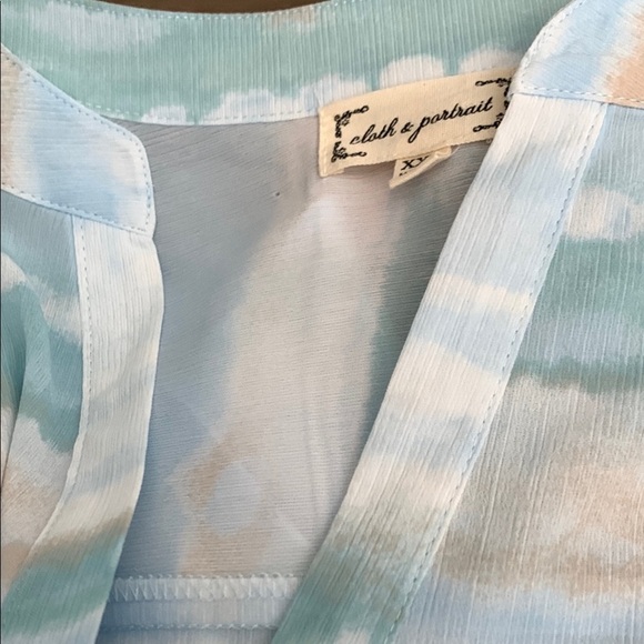 Cloth & Portrait Tunic - Picture 7 of 8